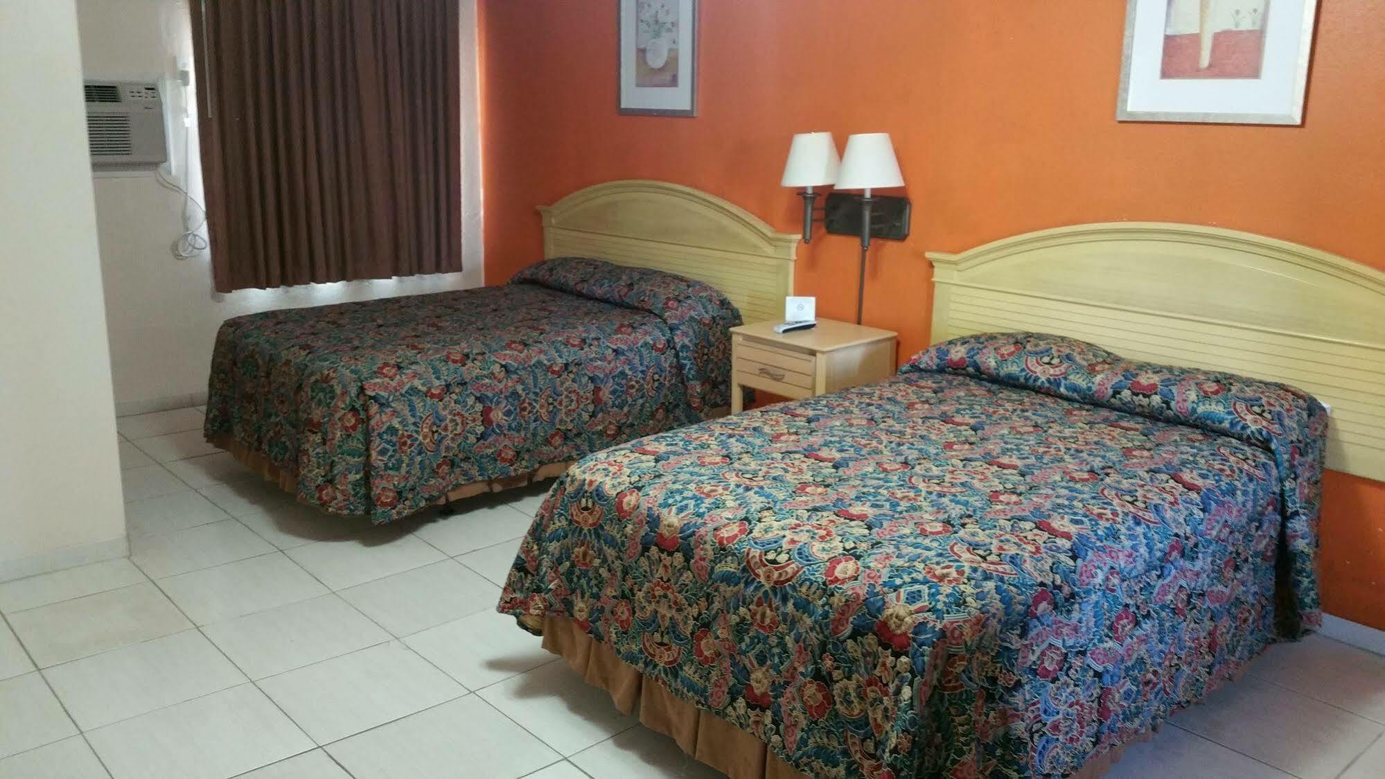 Travelers Inn - Clearwater Dış mekan fotoğraf